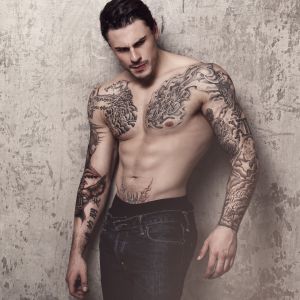 tattoo-monohrom-detailliert-mainz-wiesbaden.jpg